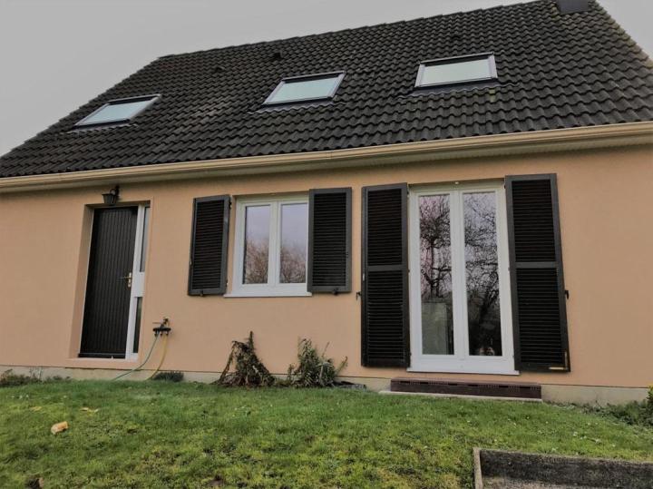 Nous installons du volet pour améliorer le confort thermique de votre bâtiment.